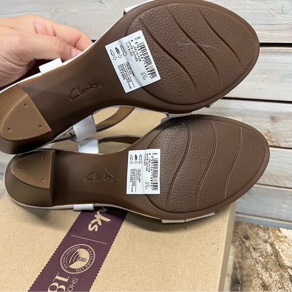 New Clarks Jaelyn Fog White Leather Block Heel Sandals Slingback Comfort 7.5M - Picture 7 of 8